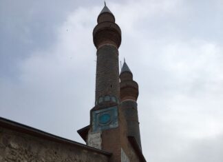 Boğaziçinde Şevkli Seferler ve Günlük Hayat