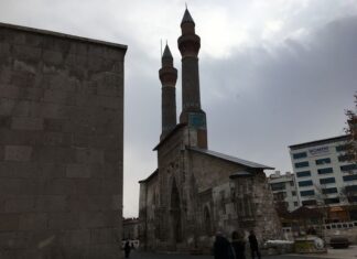 Boğaziçi Mehtaplarının Şiir ve Mûsikîdeki Yeri